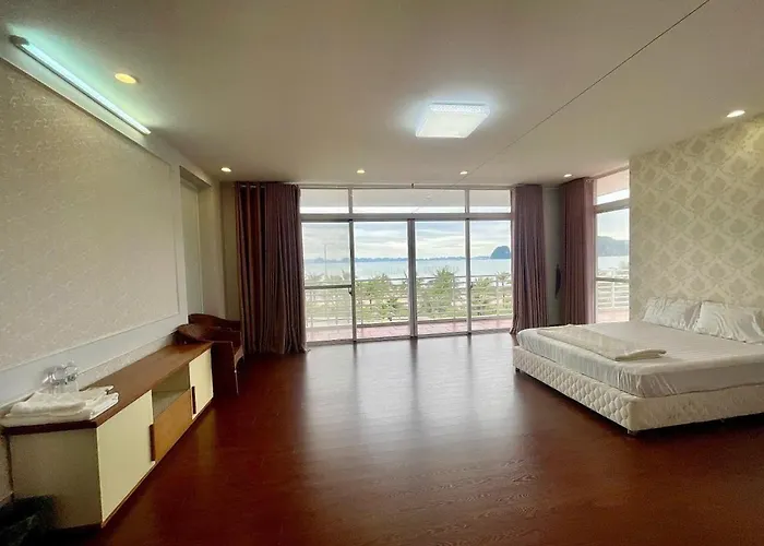 Căn hộ Chuỗi 8 Ngủ Bể Bơi Riêng - Gần Biển Tại Tuần Châu