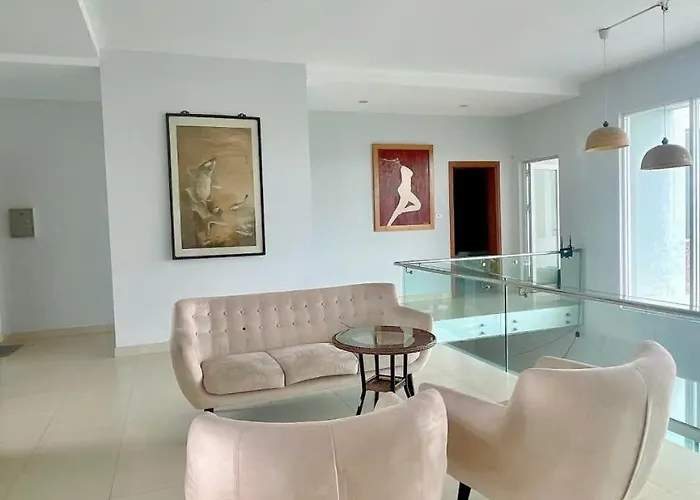 Chuỗi 8 Ngủ Bể Bơi Riêng - Gần Biển Tại Tuần Châu Căn hộ *